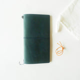 TRAVELER'S notebook (Regular Size) Starter Kit in BLUE