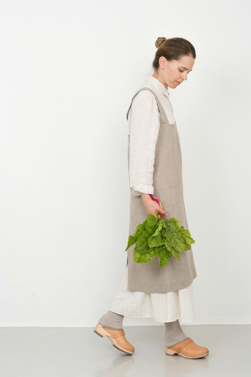 FLW: Linen Square Cross Apron - Natural