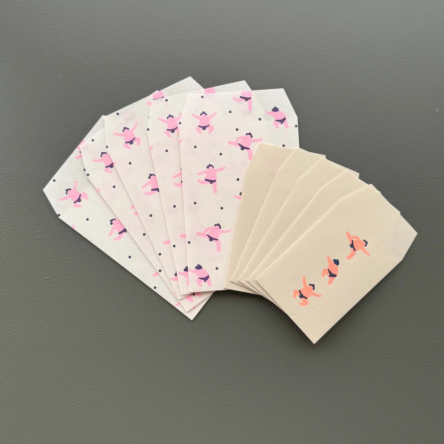 Mizushima: Paper Bags (Sumo)