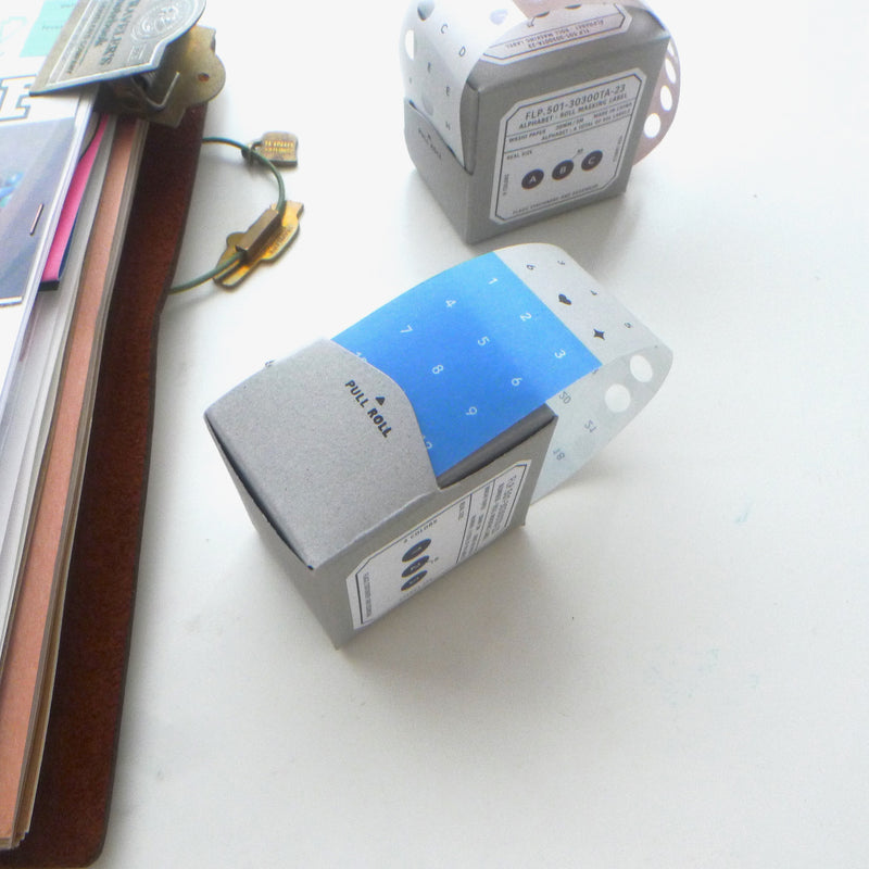 Flagg: [Alphabet/ Number] Roll Masking Label