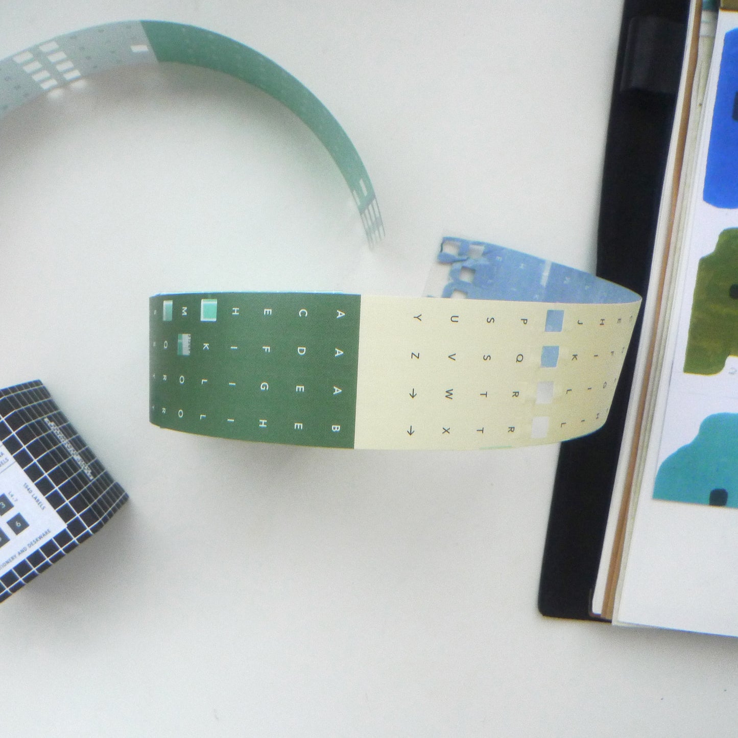 Flagg: [Alphabet/ Number] Roll Masking Label / SQUARE