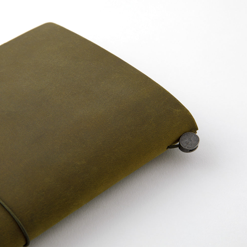 TRAVELER'S notebook (Regular Size) Starter Kit in OLIVE