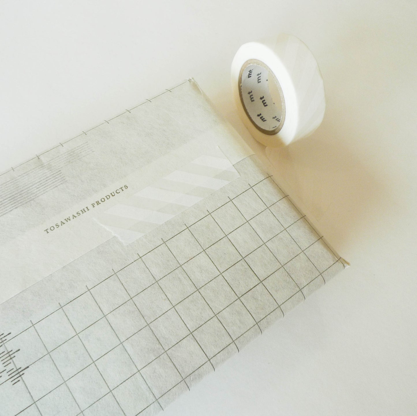 MT: 1P/ Stripes White