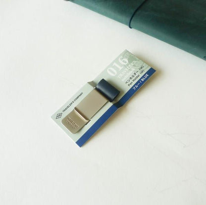 016 Pen Holder