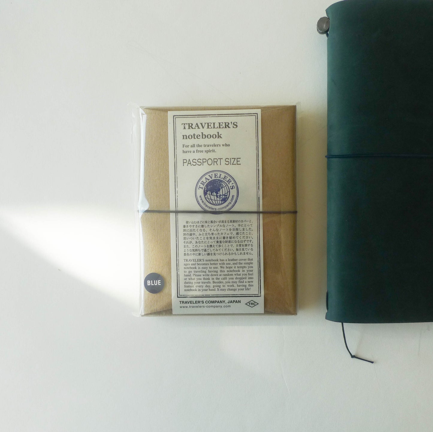 TRAVELER'S Notebook (Passport Size) Starter Kit in BLUE