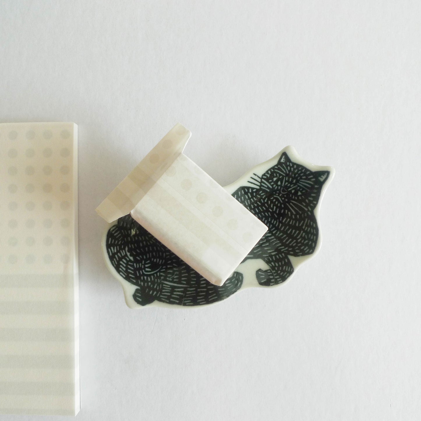 Mizushima: Perforated Memo Pad Dots & Stripes 01