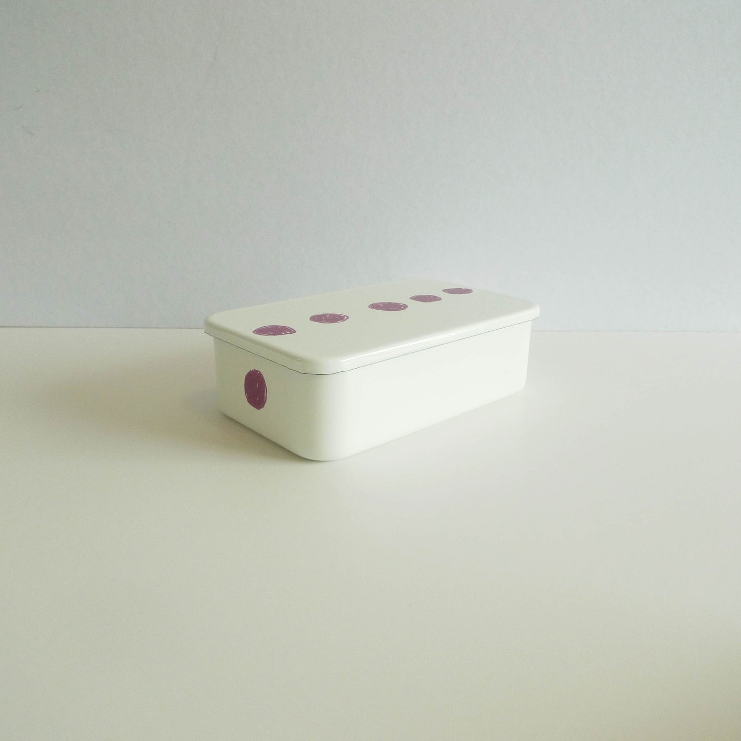 Mitsou x Classiky: Enamel Bento Box