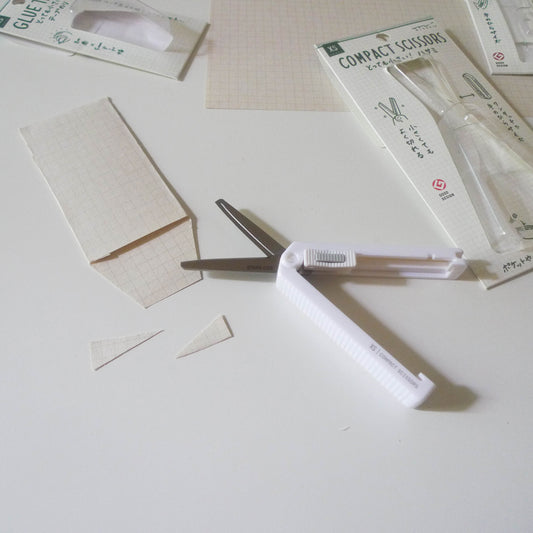 Midori: XS Compact Scissors