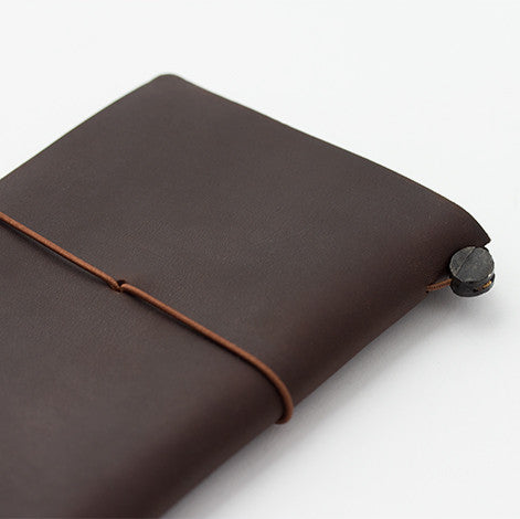 TRAVELER'S Notebook (Passport Size) Starter Kit in BROWN