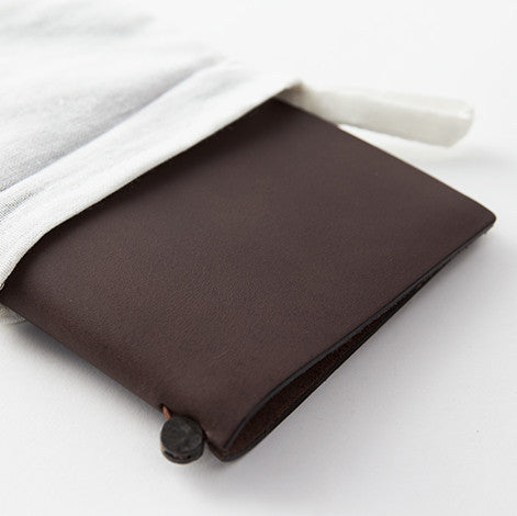 TRAVELER'S notebook (Regular Size) Starter Kit in BROWN